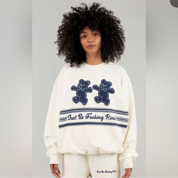 The Mayfair Group Tops - The Mayfair just be nice Cream and Navy Graphic Sweater small medium NWOT